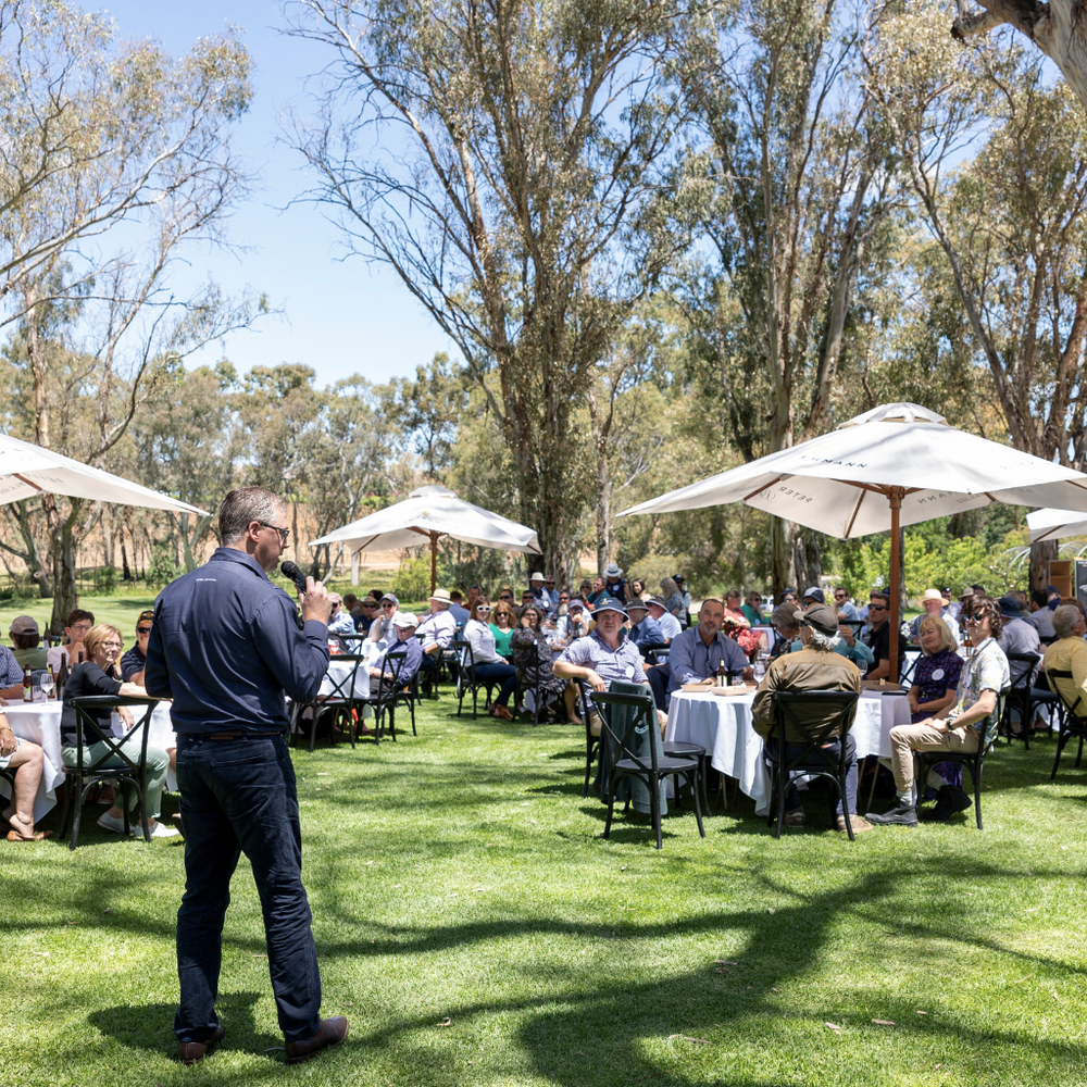 Lawn Table Booking